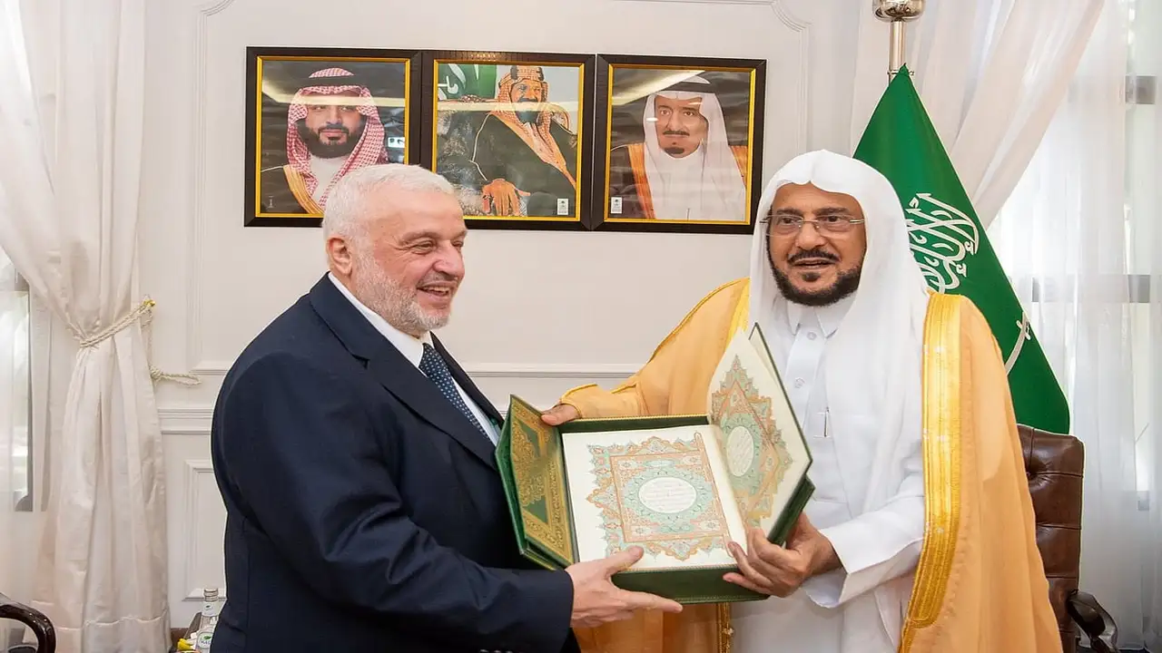 وزير الشؤون الإسلامية يبحث مع نظيره السوري سبل تعزيز العمل الإسلامي المشترك